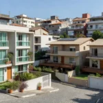 Imóveis residenciais em bairro brasileiro simbolizando carteira de exclusividades