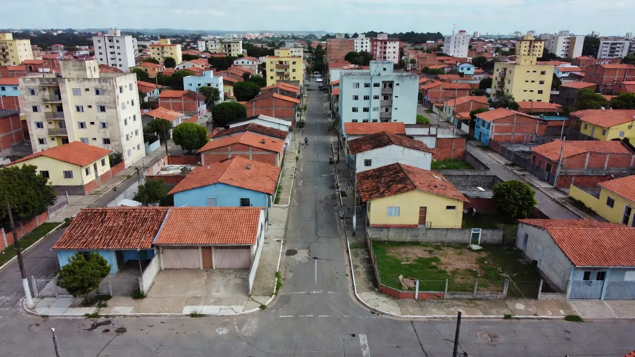 Ruas residenciais brasileiras para mapeamento imobiliário